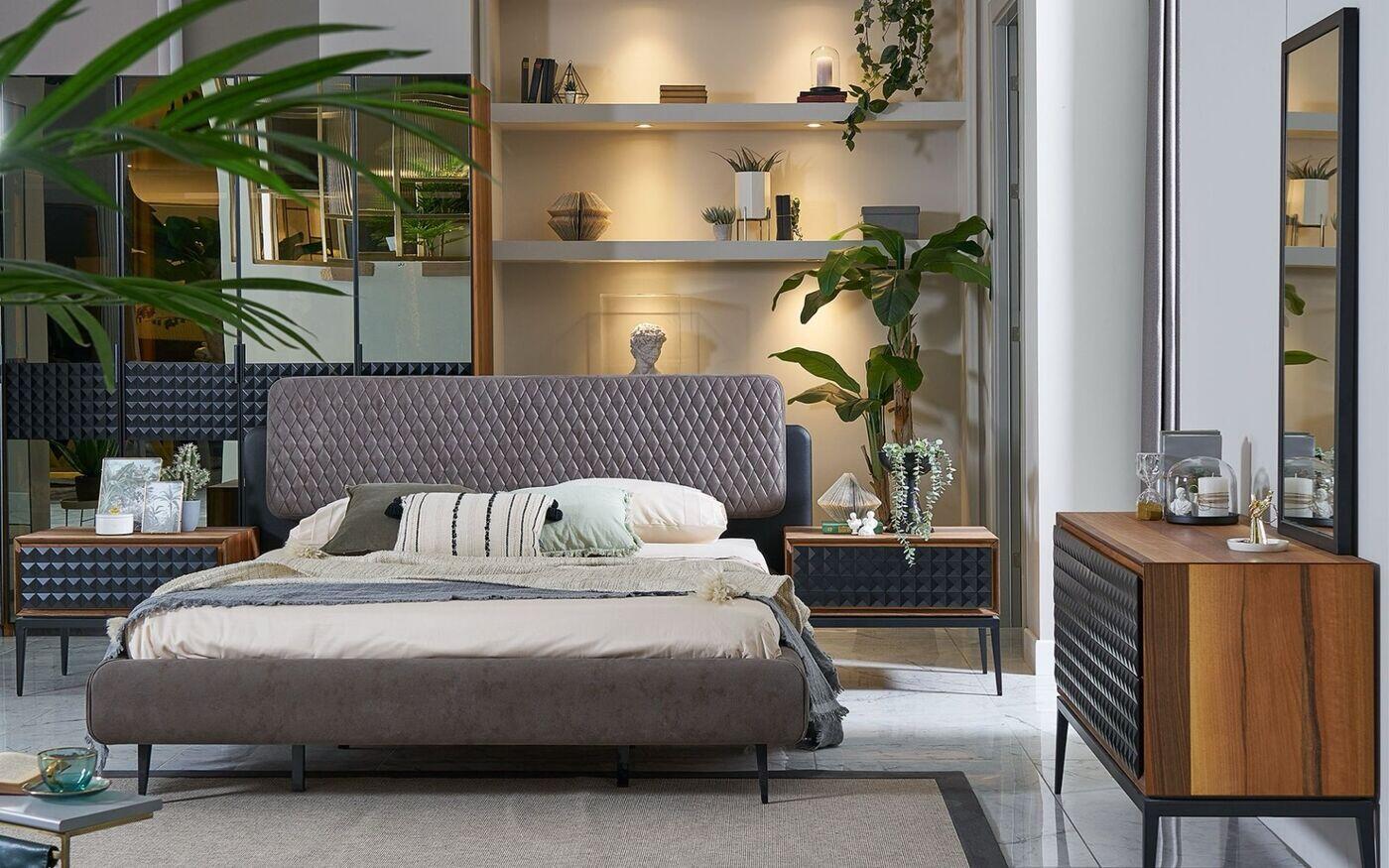 Pyramid V2 Bedroom
