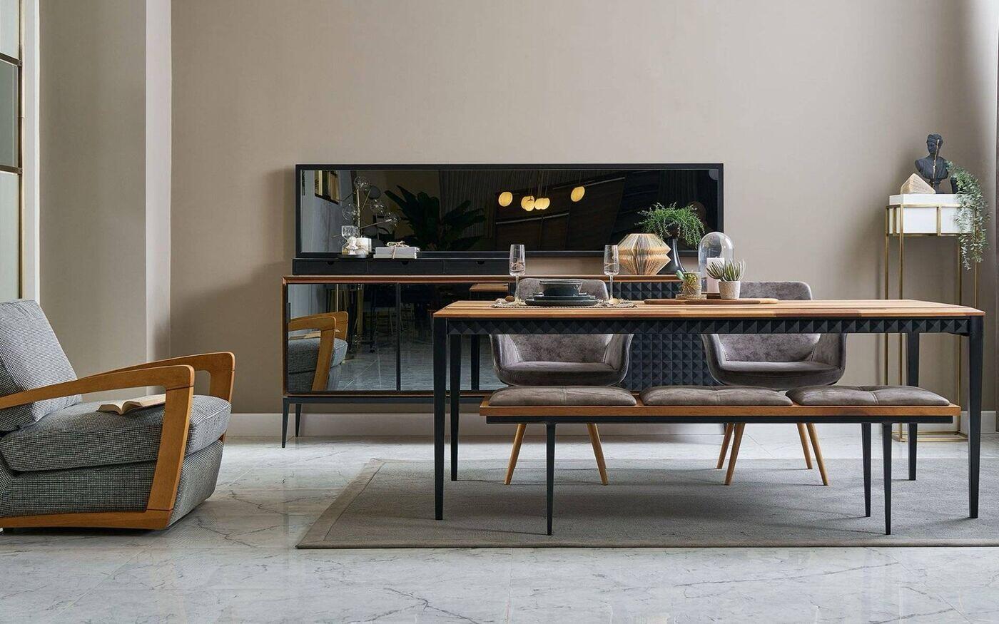 Pyramid V2 Dining Room