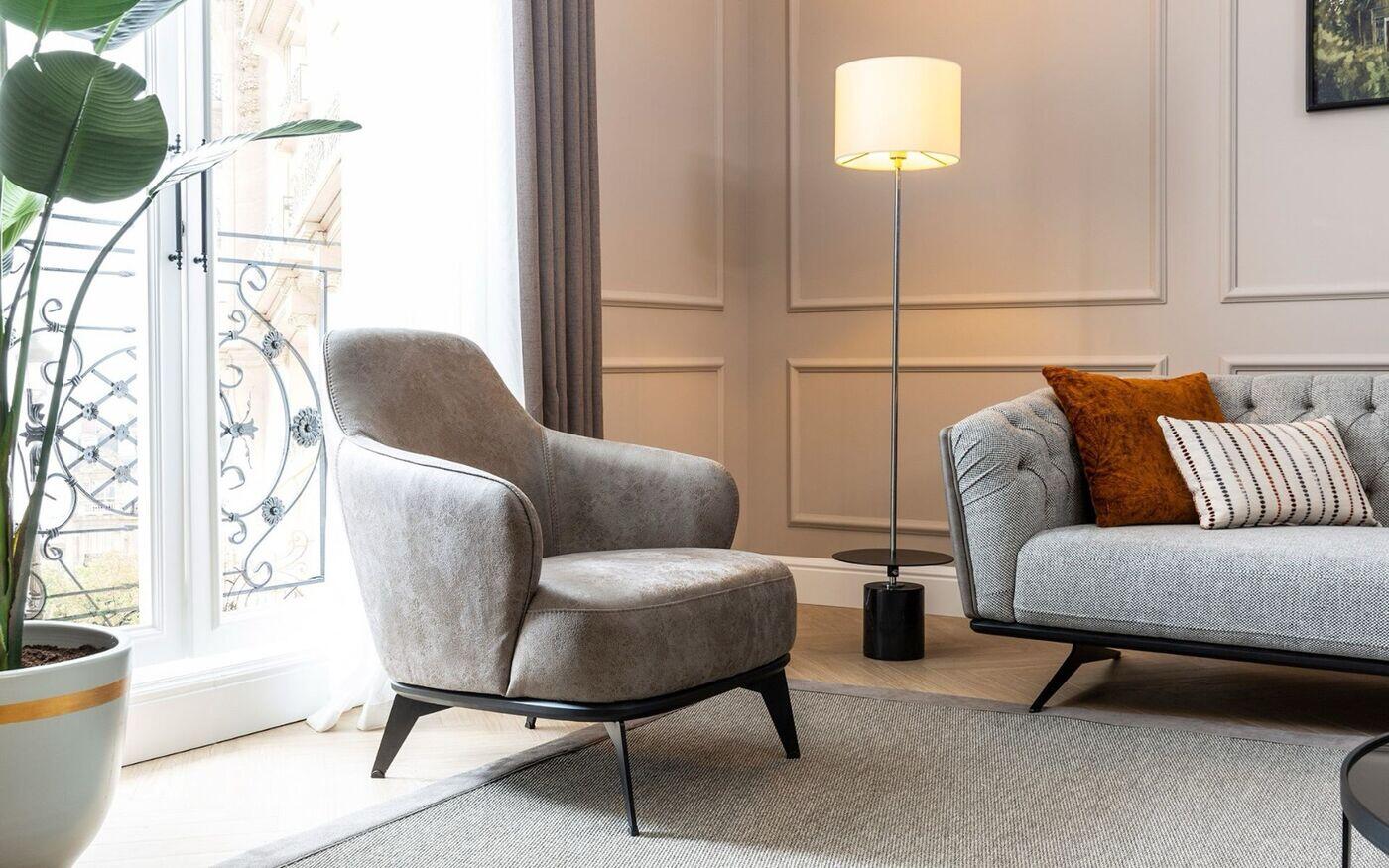 Soprano Armchair